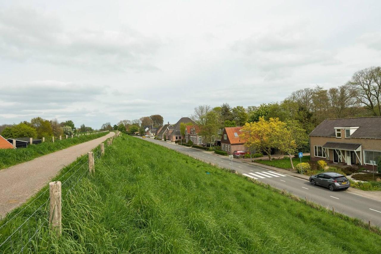 Private Characteristic Farmhouse Near The Lake Andijk Exterior foto